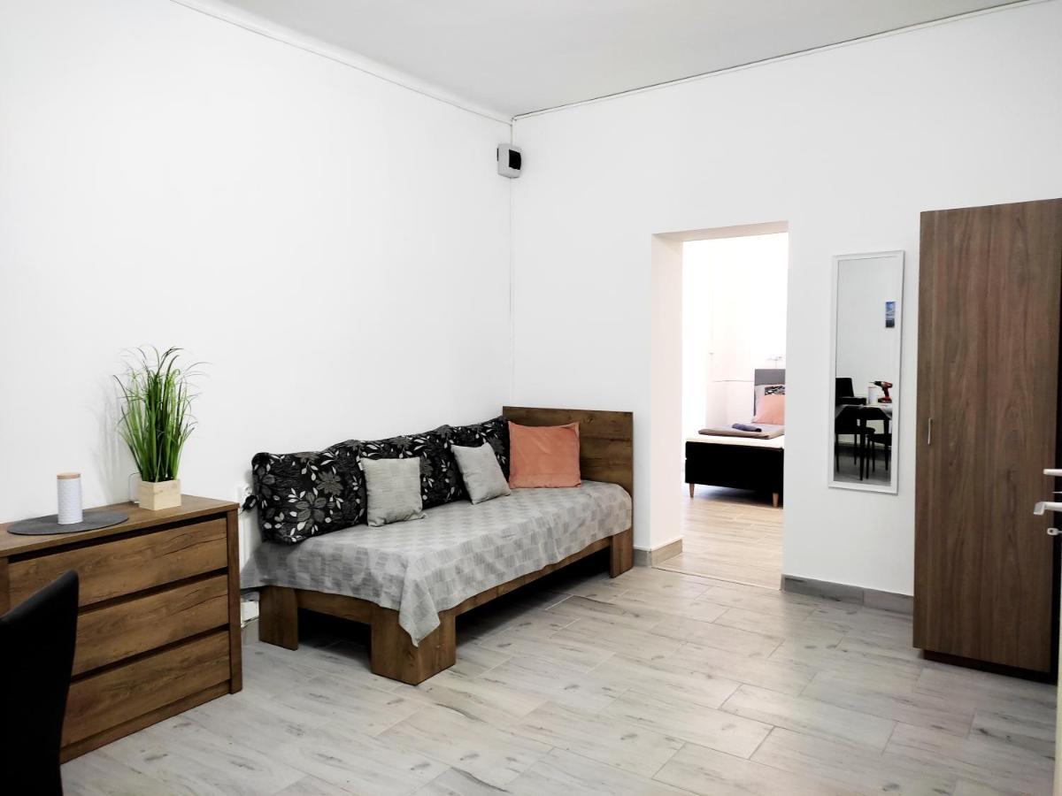 Dunapart Apartment Vác Eksteriør billede