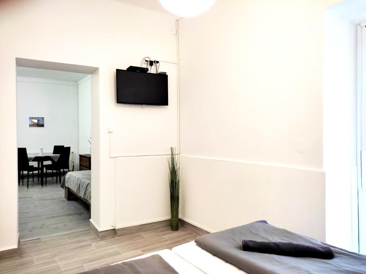 Dunapart Apartment Vác Eksteriør billede